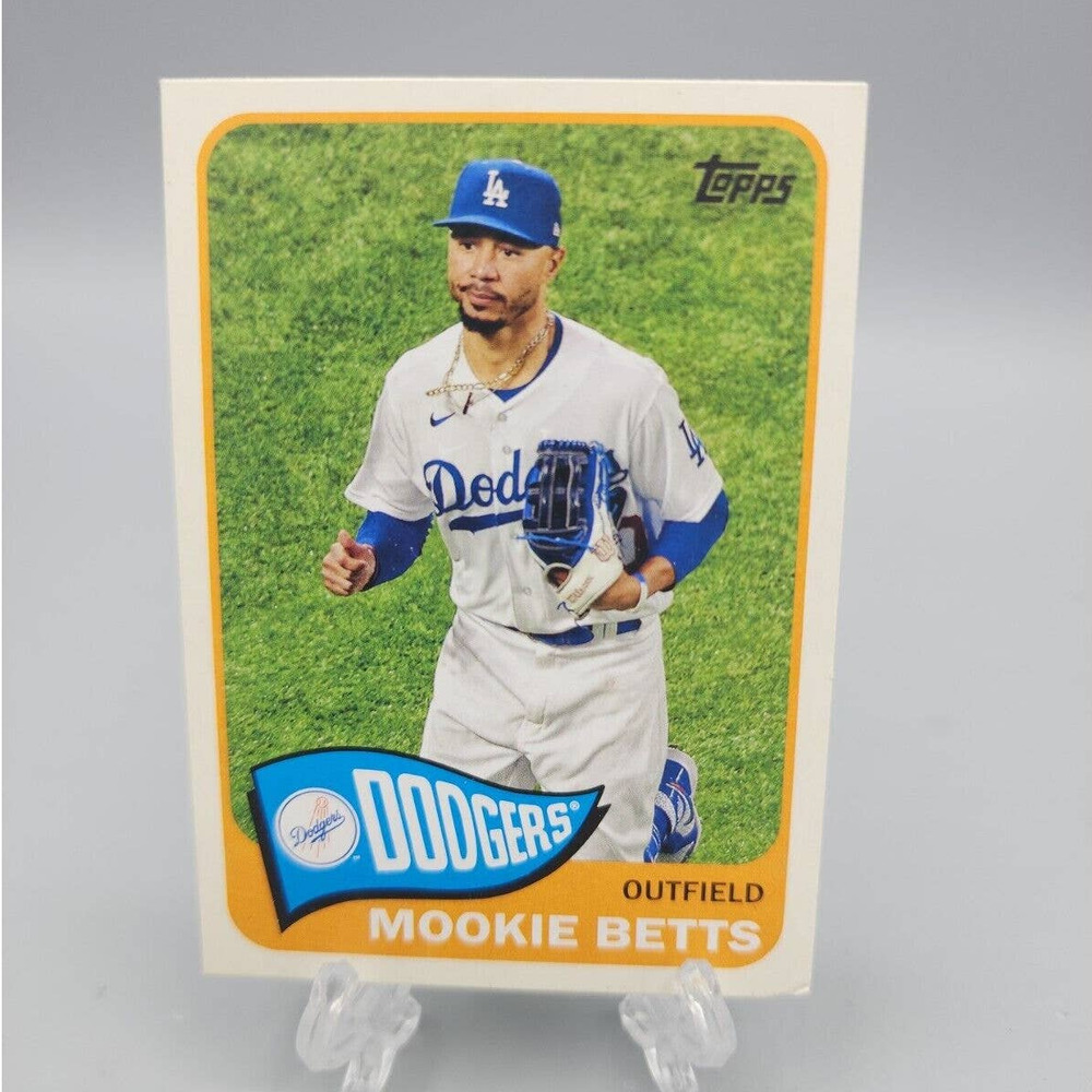 Mookie Betts 1965 Redux 2021 Topps Baseball Card #T65-26 Los Angeles Dodgers